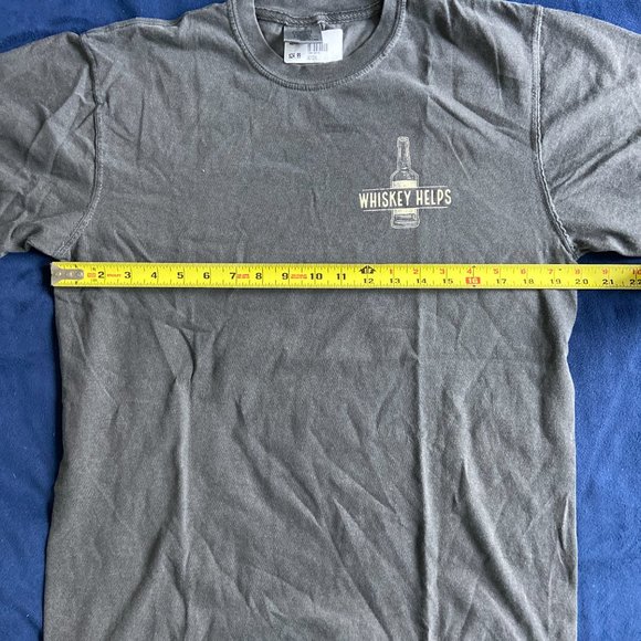 "Whiskey Helps" T-Shirt MED - Picture 6 of 9